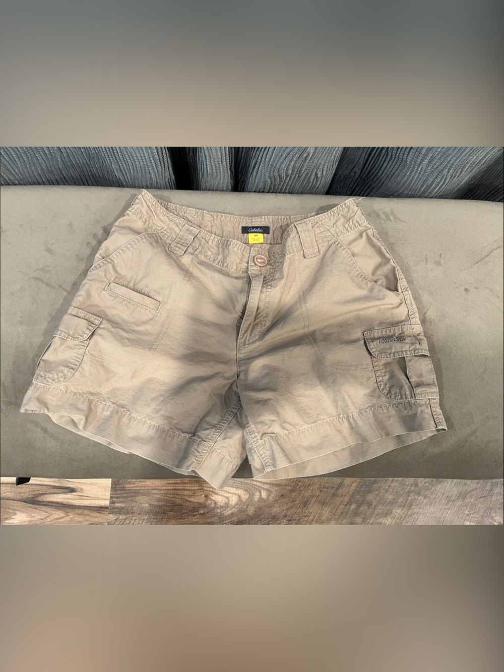 Cabela's Women's Beige Cargo Shorts with Side Pockets
